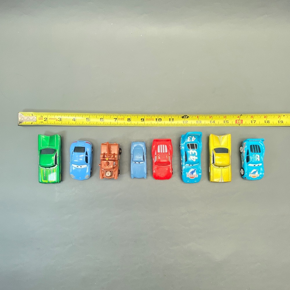 Disney Pixar Cars Diecast Plastic Lot Thunder Hollow Raceway Accessories - Picture 9 of 13